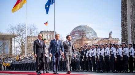Neuer Schwung für das Weimarer Dreieck: Bundeskanzler Olaf Scholz, Polens Premier Donald Tusk und Frankreichs Präsident Emmanuel Macron.