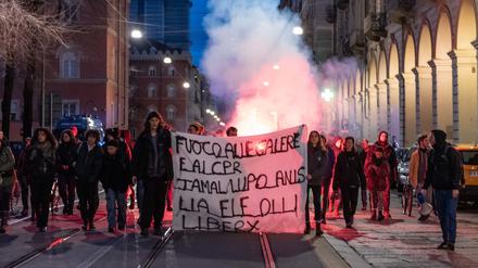 Demonstranten in Turin