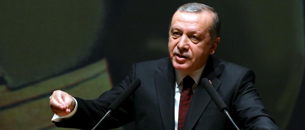 Legt sich zunehmend mit dem Westen an: Der türkische Präsident Recep Tayyip Erdogan reagiert dünnhäutig auf Kritik an den Zuständen in seinem Land. 