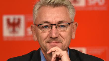 SPD-Fraktionschef Mike Bischoff (SPD) fällt mehrere Wochen aus.