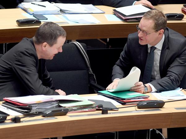 Klaus Lederer und der Regierende Bürgermeister Michael Müller (SPD) im Berliner Abgeordnetenhaus