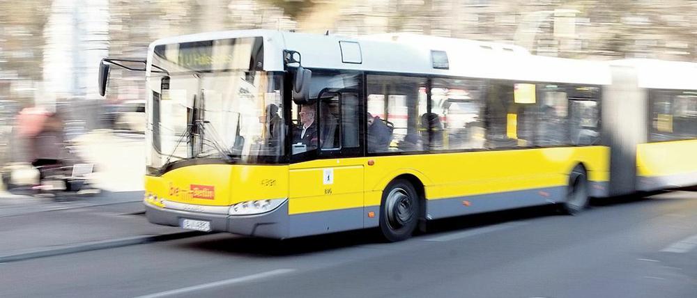Freie Fahrt für die BVG - aber nur, wenn die Busspur frei ist.