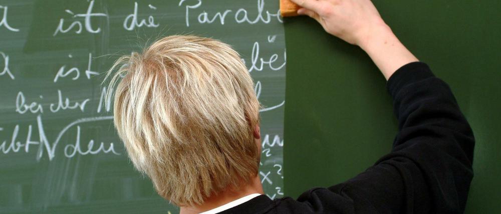 Berlins Schulen suchen händeringend nach Lehrern. In diesem Jahr müssen sie noch mehr Kompromisse machen. 