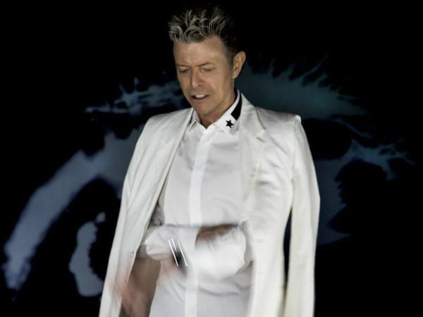 Der Gentleman. Bowie auf einem letzten Promo-Bild