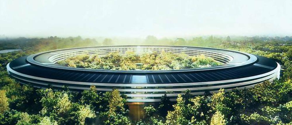 Das Ufo steht. Demnächst wird die Zentrale von Apple vollendet – der Entwurf des Glasrings mit 1,6 Kilometern Umfang stammt von Sir Norman Foster. 