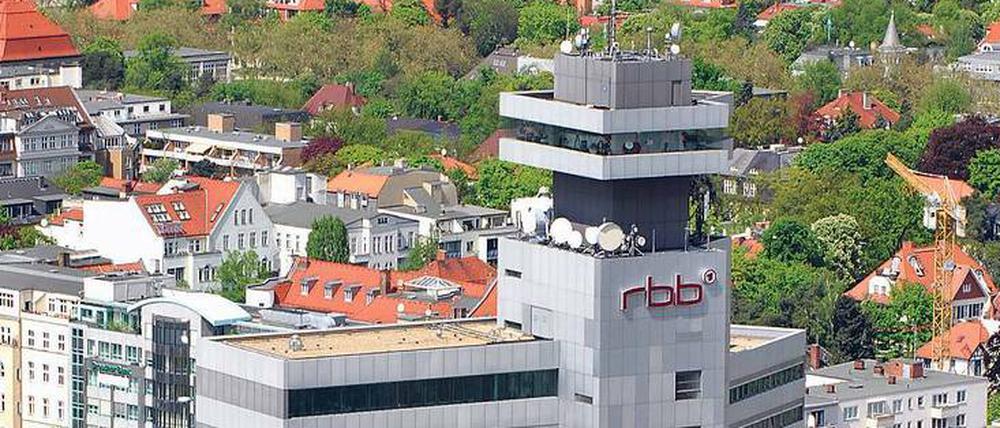 Groß - aber nicht groß genug für die ARD-Hauptversammlung: das Fernsehzentrum des Rundfunks Berlin-Brandenburg an der Masurenallee 