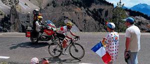 Das Fernsehen macht die Tour de France zum Weltereignis.