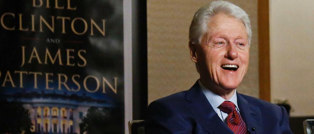 Bill Clinton, ehemaliger Präsident der USA, stellt seinen Thriller vor.