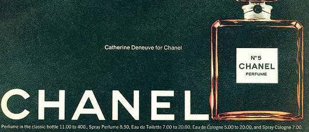 "Mit dem Duft einer Frau." Chanel No. 5, das berühmteste Parfum der Welt.