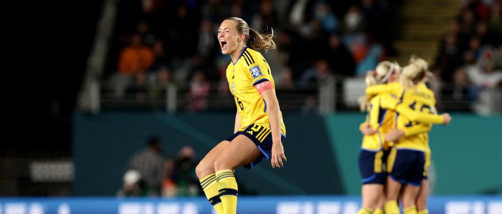 Den Schwedinnen gelingt ein überraschender Sieg gegen Japan im WM-Viertelfinale.
