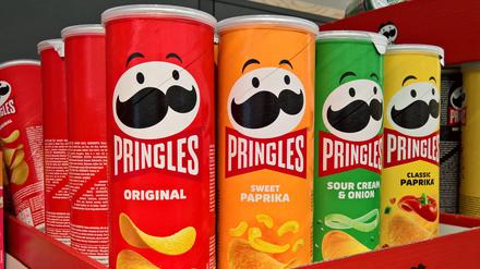 Pringles Chips im Supermarkt.