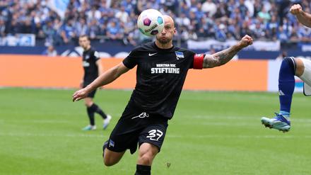 Toni Leistner ist im Sommer zu Hertha BSC gekommen und auf Anhieb zum Kapitän der Mannschaft ernannt worden. 
