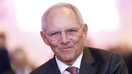 CDU-Politiker Wolfgang Schäuble ist gestorben. Der langjährige Christdemokrat erlag im Alter von 81 Jahren im Kreise seiner Familie einem Krebsleiden.