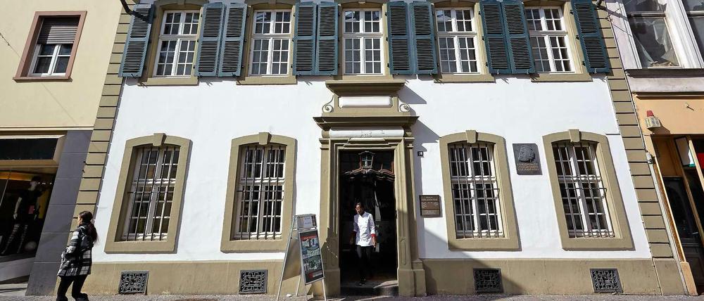 Touristenattraktion. Das Geburtshaus von Kar Marx in Trier.