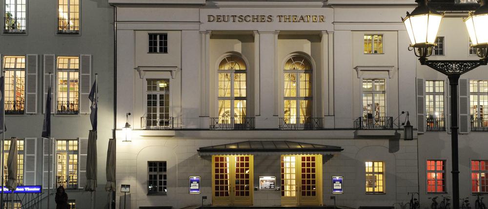 Spielzeit mit zwei Premieren. Das Deutsche Theater Berlin.