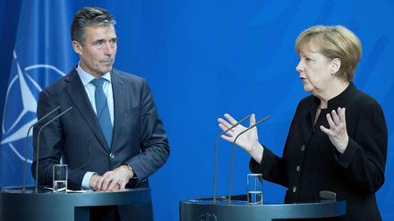 Nato-Generalsekretär Rasmussen und Kanzlerin Merkel im Frühjahr 2014 in Berlin.