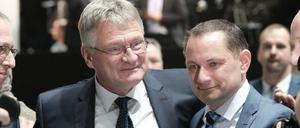 Die AfD-Parteivorsitzenden Jörg Meuthen (l.) und Tino Chrupalla, hier beim Bundesparteitag in Braunschweig.