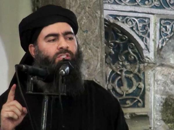 Das undatierte Foto aus einem Video zeigt IS-Anführer Abu Bakr al-Bagdadi. Wo er sich aufhält, ist nicht bekannt.