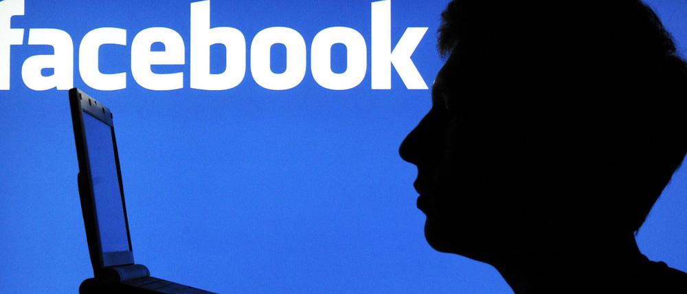 Facebook vernetzt die Welt. Aber nicht nur mit seinen "Standards" regiert es auch Inhalte.