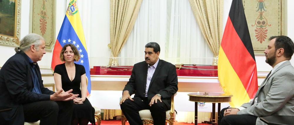 Andrej Hunko (l.) bei seinem Treffen mit Nicolas Maduro.