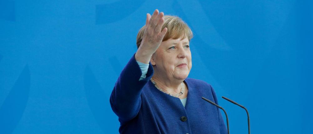 Angela Merkel trifft am Ende ihrer Kanzlerschaft eine Grundsatzentscheidung zu gemeinsamen Schulden in der EU.