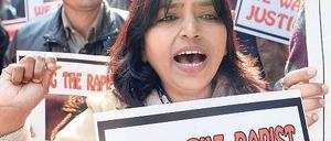 Die Todesstrafe für Vergewaltiger fordert diese Frau in Neu-Delhi.