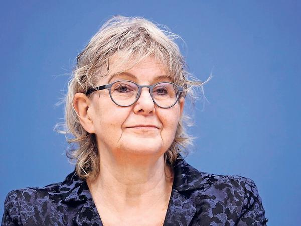  Marianne Birthler war von 2000 bis 2011 Bundesbeauftragte für Stasi-Unterlagen. Die frühere DDR-Bürgerrechtlerin arbeitete nach dem Umbruch als Bildungsministerin in Brandenburg. 
