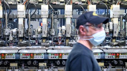 Fabrik von Heinz-Glas in Bayer: Die besonders energieintensive Glasindustrie hat mit hohen Energiekosten zu kämpfen. Auch ohne Energieembargo gegen Russland