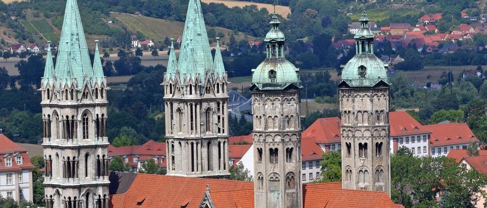 Thüringens AfD greift die evangelische Kirche - hier der Dom im sachsen-anhaltinischen Naumburg - scharf an. Die schlug jetzt zurück.