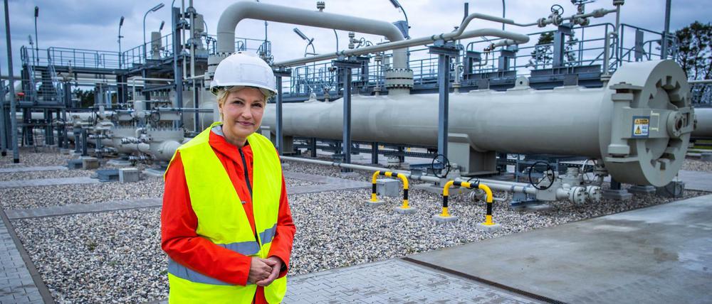Manuela Schwesig im Oktober 2020 in Lubmin, wo sich die Gas-Anlandestation der Ostseepipeline Nord Stream 2 befindet.