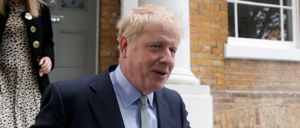 Boris Johnson, ehemaliger Außenminister von Großbritannien, verlässt sein Haus in London.