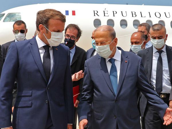Emmanuel Macron beim Staatsbesuch in Beirut mit dem libanesischen Präsidenten Michel Aoun. 