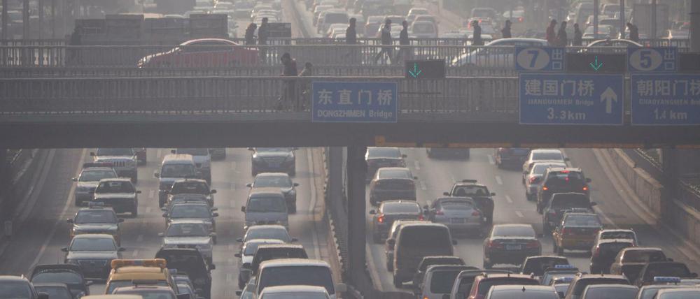 Smog in Peking. Die Treibhausgas-Konzentration in der Atmosphäre ist noch nie so schnell gestiegen wie im vergangenen Jahr.