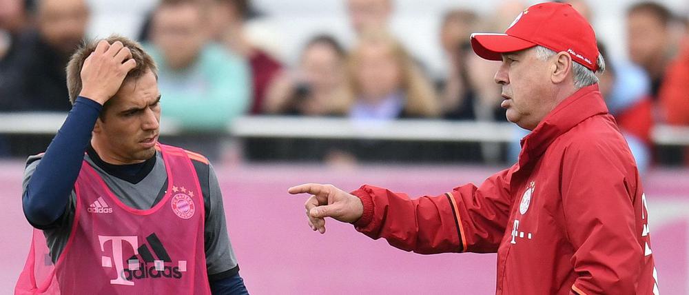Quo vadis? Philipp Lahm könnte künftig als erster Links-rechts-Abwehr-Mittelfeld-Sportdirektor der Bundesliga-Geschichte agieren. 