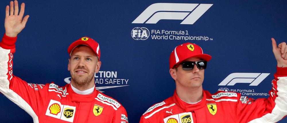 Zwei, die sich gut verstehen. Sebastian Vettel (l.) und Kimi Räikkönen. Letzterer muss seine rote Kappe 2019 abgeben.