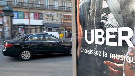 Weltweit ist Uber inzwischen als Fahrdienst-Vermittler am Start - wie hier in Paris.