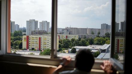 Plattenwohnung in Marzahn: In Berlin fehlen 120.000 bezahlbare Wohnungen