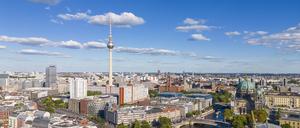 In Berlin driftet die Kauf-Mietpreis-Entwicklung deutlich auseinander.